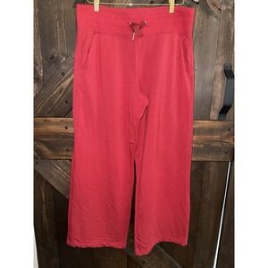 Athleta Pants Womens Large Balance Wide‎ Leg Crop Red EUC